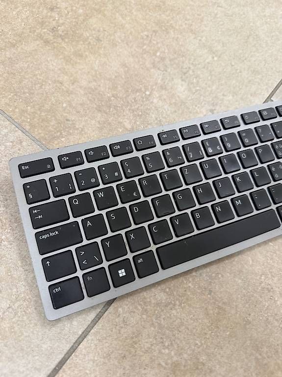 Dell Claviers: Dell Pro Multi-Device Bluetooth Wireless Keyboard KB740 – D'occasion à Schübelbach par Rahnmont 3