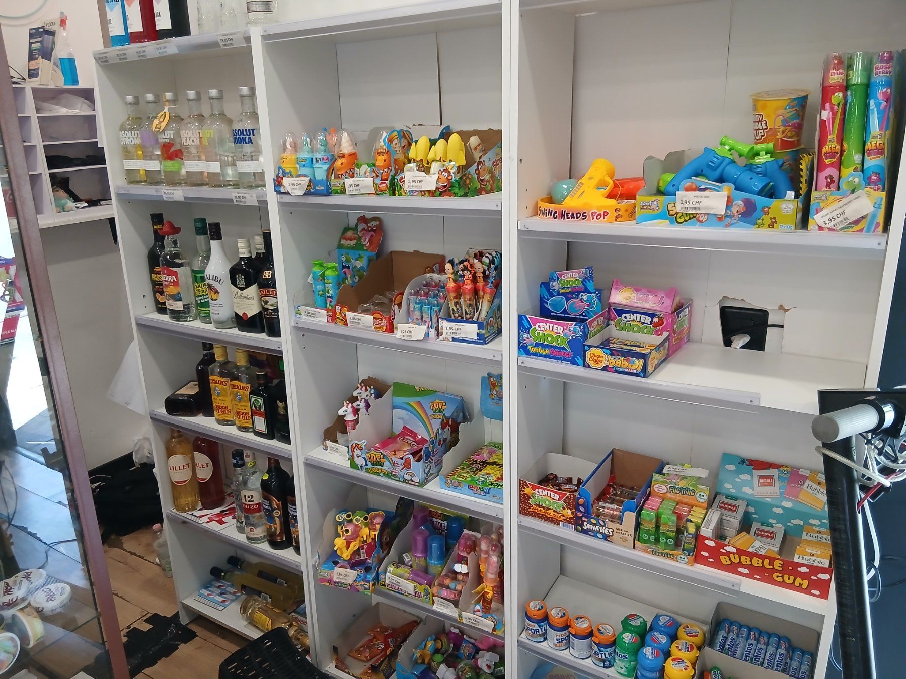 Scaffali: 3 x Bücherregale 1 x preis – Usato da Niederglatt ZH venduto da minishoop.ch