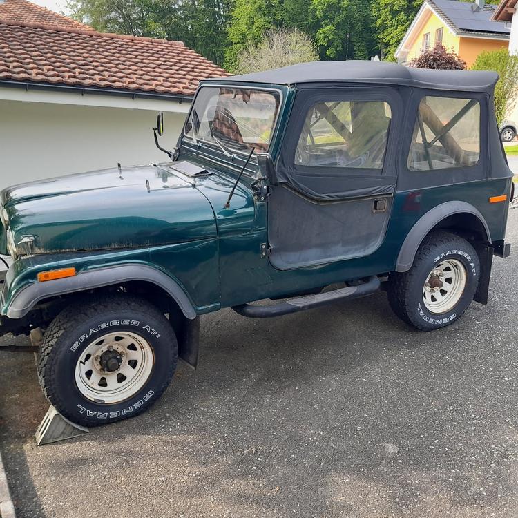 JEEP CJ-7 4.2L 6 Zylinder Quadradrive / Automat