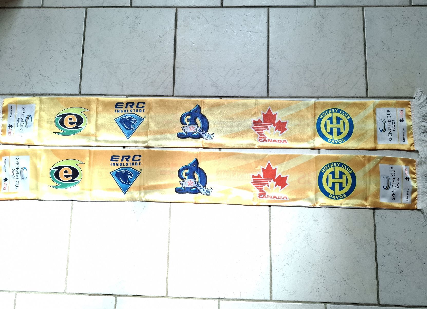 Foulard & Sciarpe: 2 Spengler Cup Fanschals 2008 – Usato da Rafz venduto da Isidorro1 1