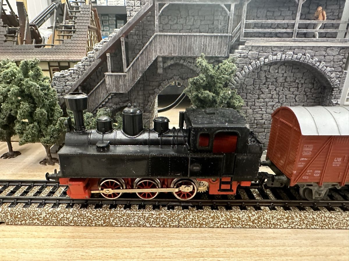 Märklin Modellini di ferrovie: Märklin 3090 DB BR 89 2x4505 Güterwagen – Usato da Lupsingen venduto da New-Haven 1