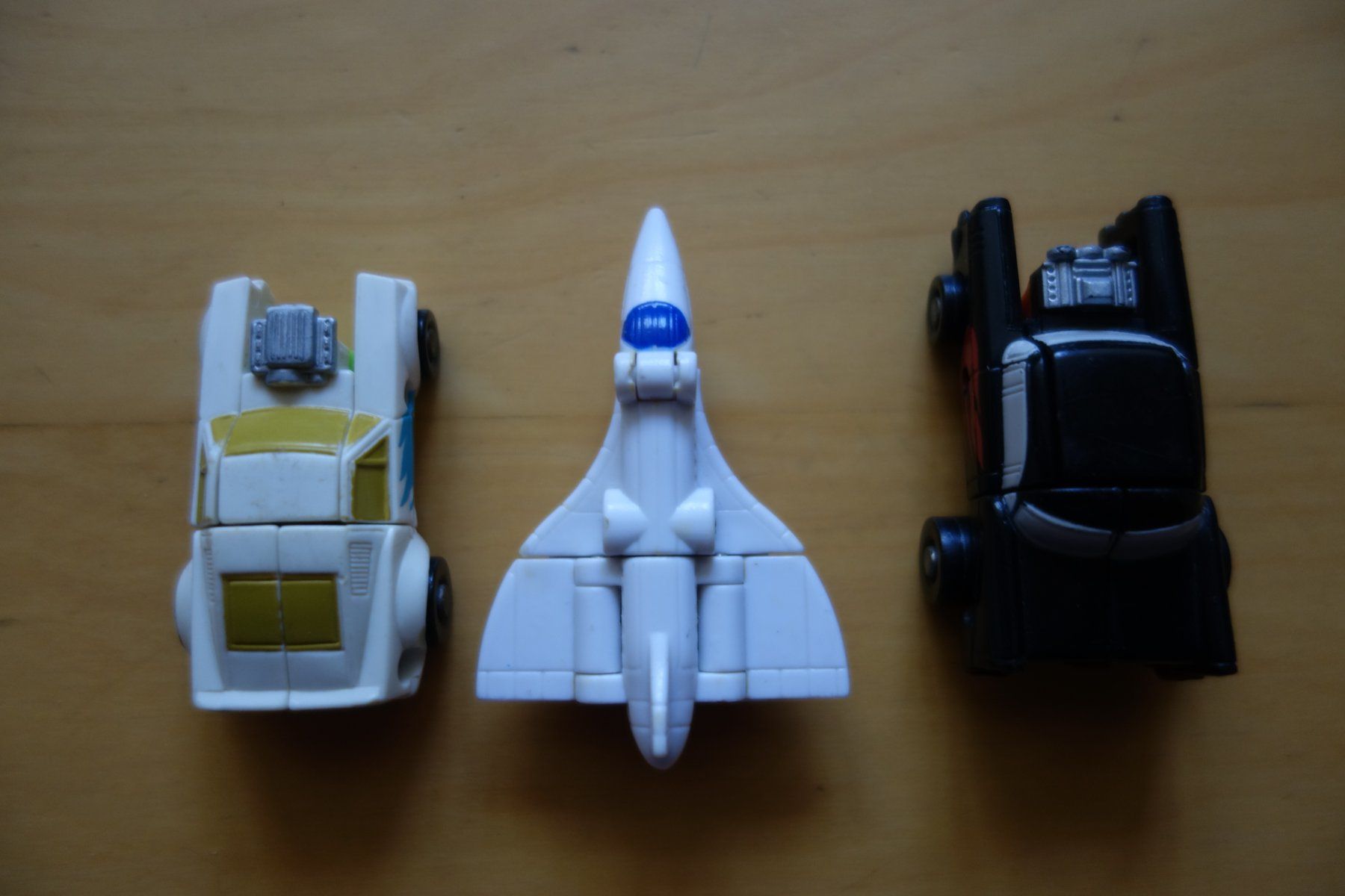 Hasbro Kit di modellismo & Modellini statici: Robots véhicules miniatures Hasbro – Usato da Romainmôtier venduto da Iguazu12