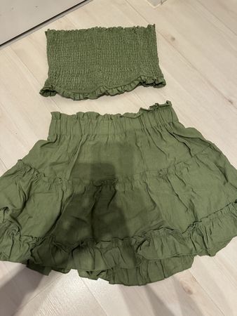Sommer Set Olivgrün, Crop Top und Rock, Grösse L