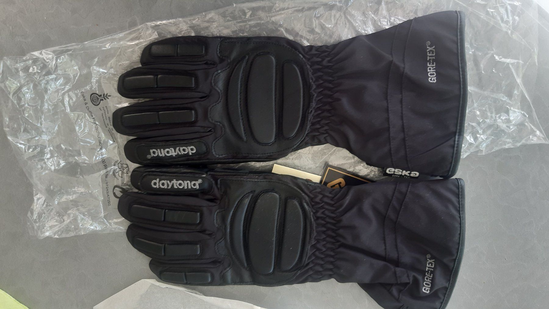 Altri accessori da uomo: NEU/ Daytona/ S /Herren/66% – Nuovo e nell'imballaggio originale da Adlikon b.Regensdf venduto da attila63 2