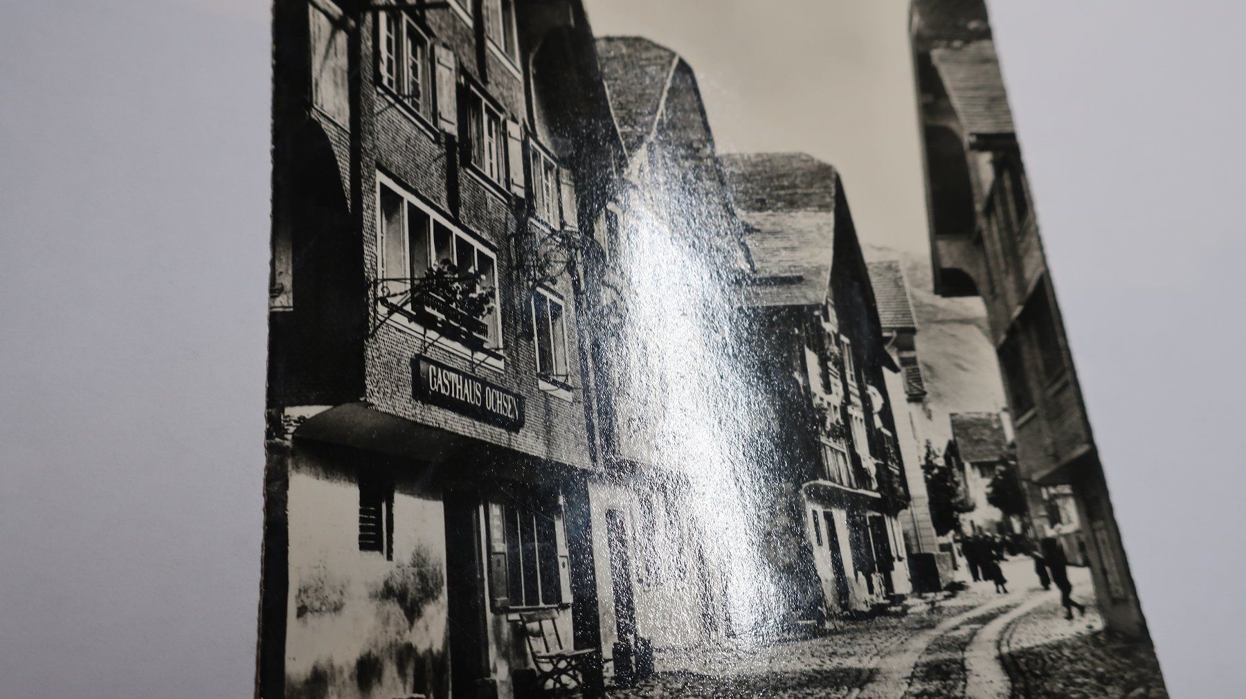 Cartoline postali: Andermatt Dorfstrasse – Usato da Cormoret venduto da Pascalll2001 2