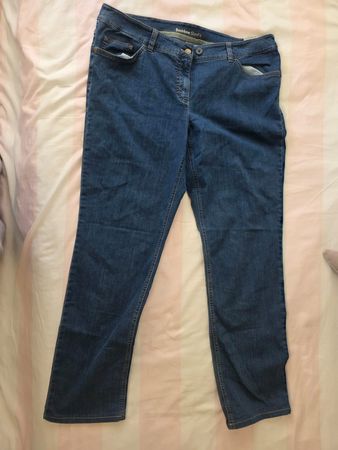 Gerry Weber Jeans Size 46R Straight Fit - Perfect for Summer