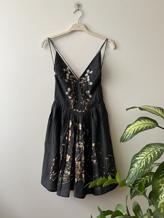 Ausgestelltes Trägerkleid von H&M