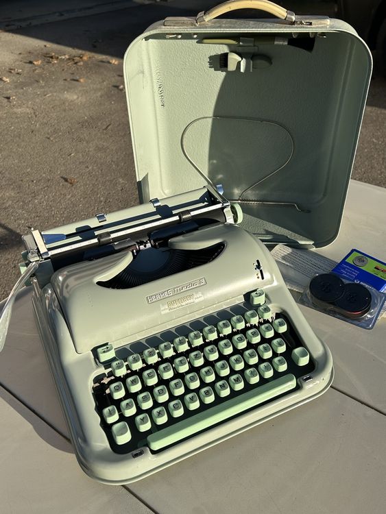 Machine à écrire vintage Hermes 3000 | 1970 (Gebraucht) in Estavayer-le ...