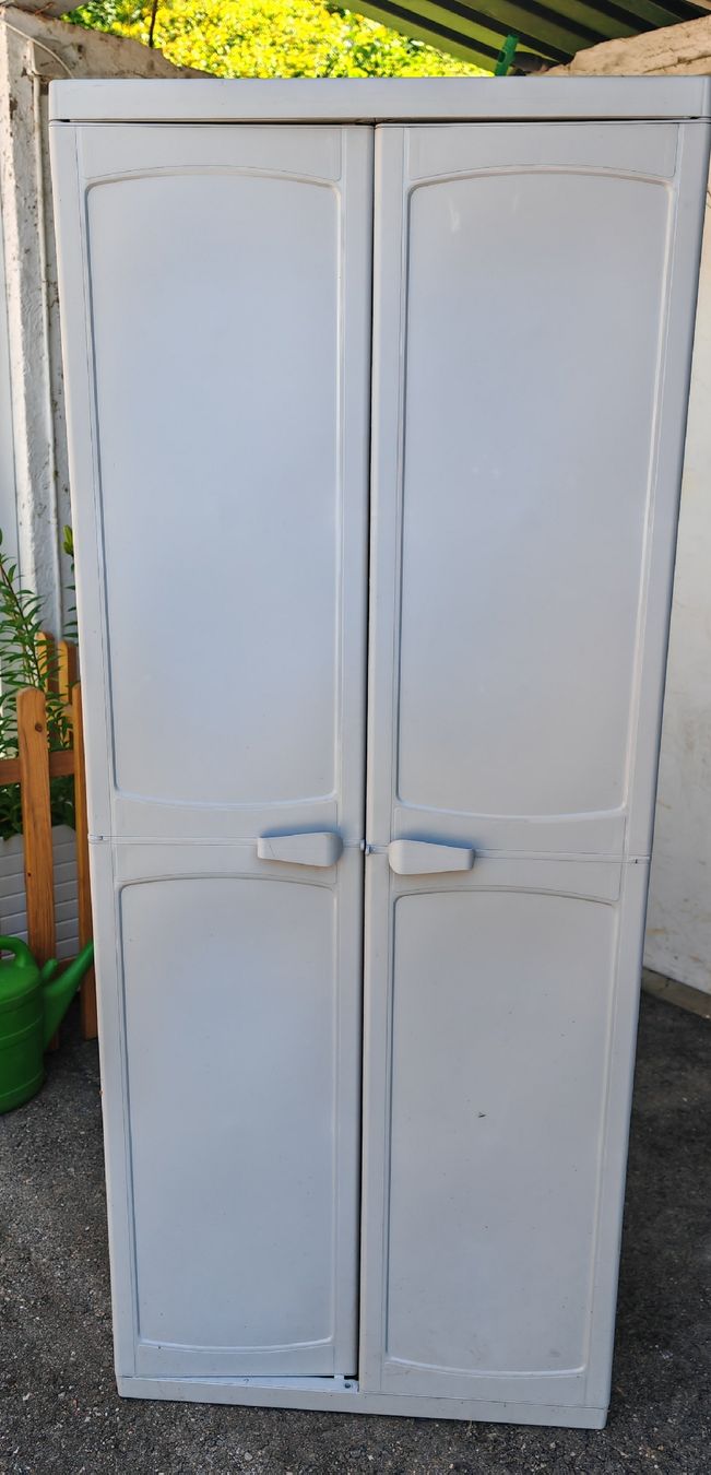 Ikea KÄGE Gartenschrank Grau, ohne Tablare, 165cm hoch! (Gebraucht) in Rheinsulz für CHF 39 – mit Lieferung auf Ricardo kaufen