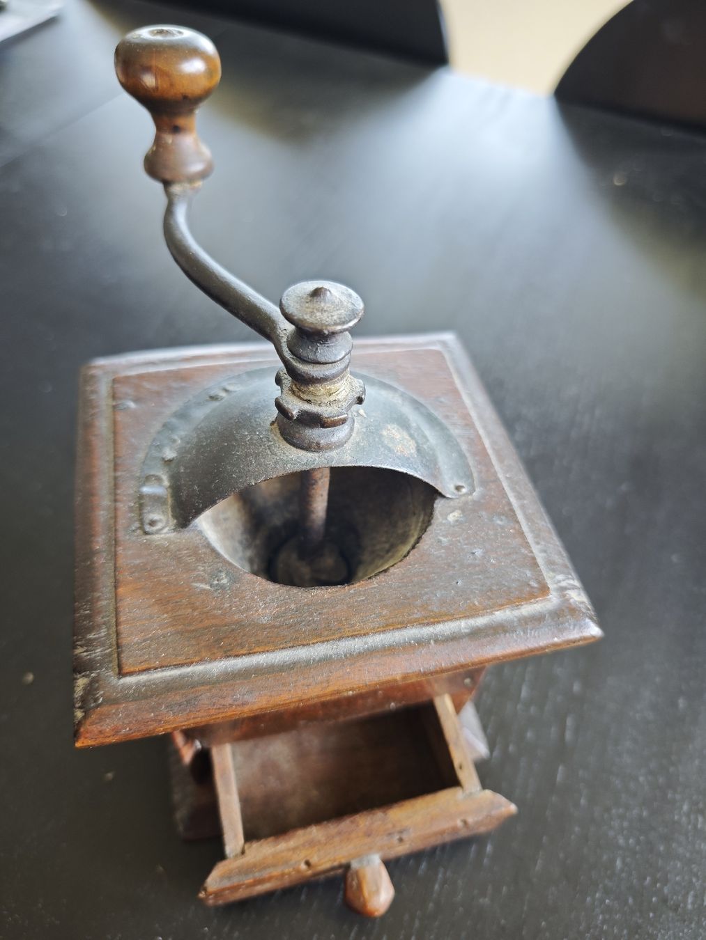 Elettrodomestici da cucina: antique moulin à café  – Usato da Gontenschwil venduto da sylv1ain 2