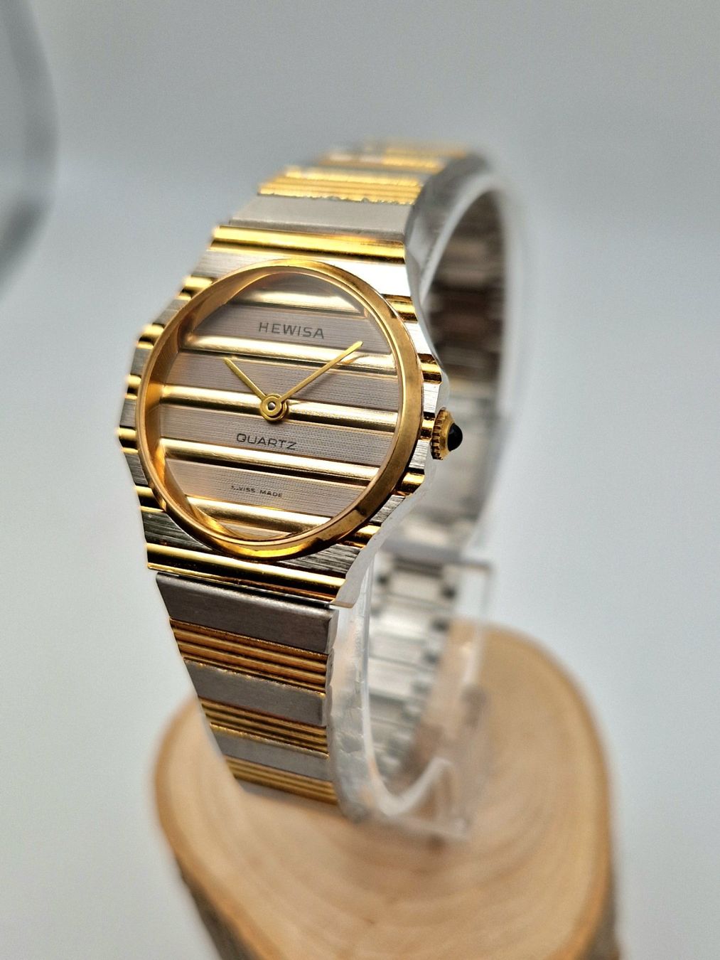 Uhren: Hewisa - quartz - 25mm – Gebraucht aus Sembrancher von nat_k8yk