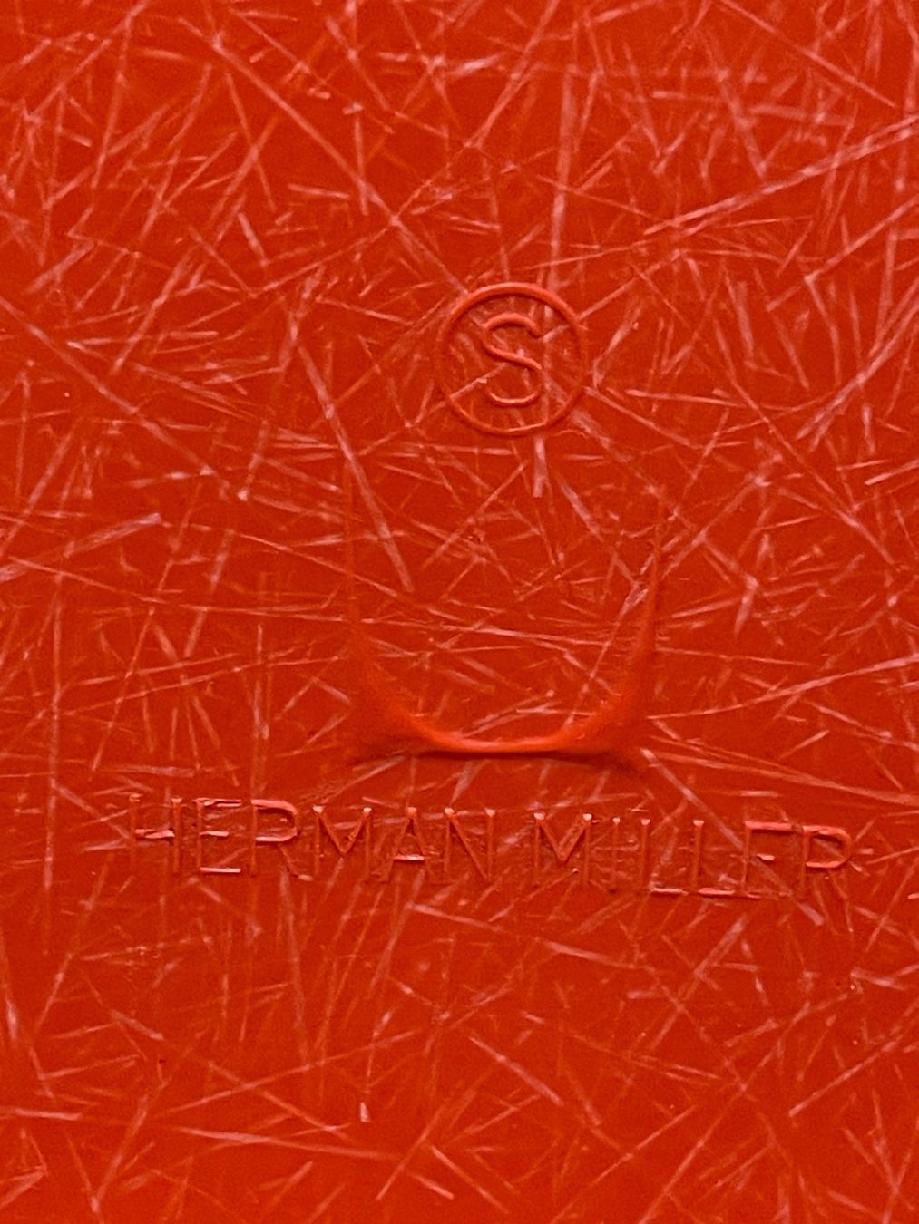 Eames Stühle: Eames Side Chair Red Orange – Gebraucht aus ipsach von Latigo 2