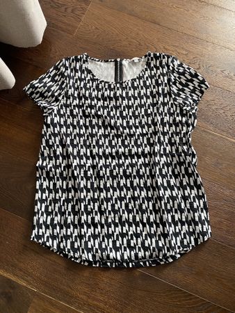 Neuwertig edc Bluse und neues Street One Shirt Gr. 38 Fr. 19