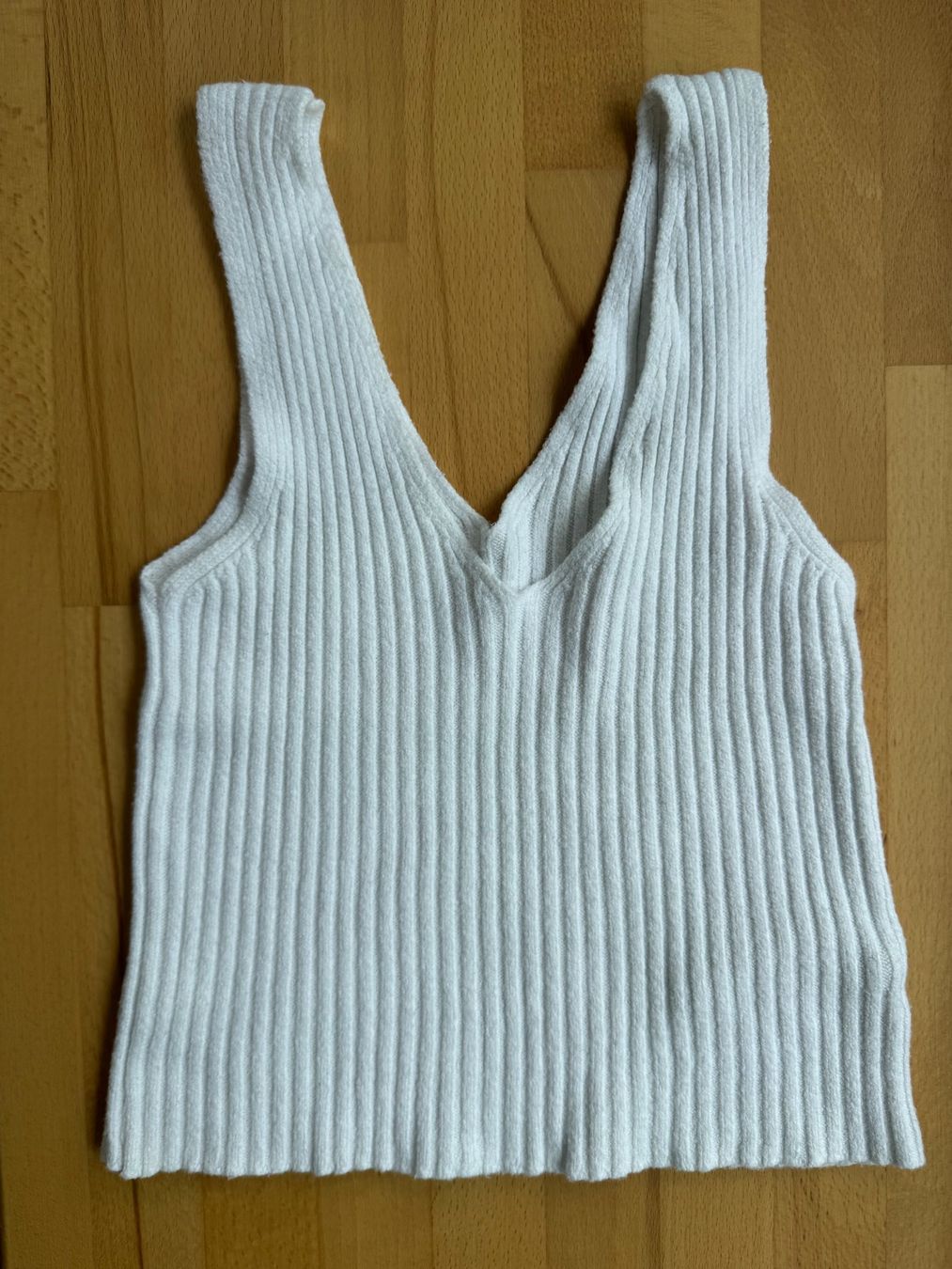 Top: Top d'été - Brandy Melville – Usato da Denens venduto da sar_5wlm 1