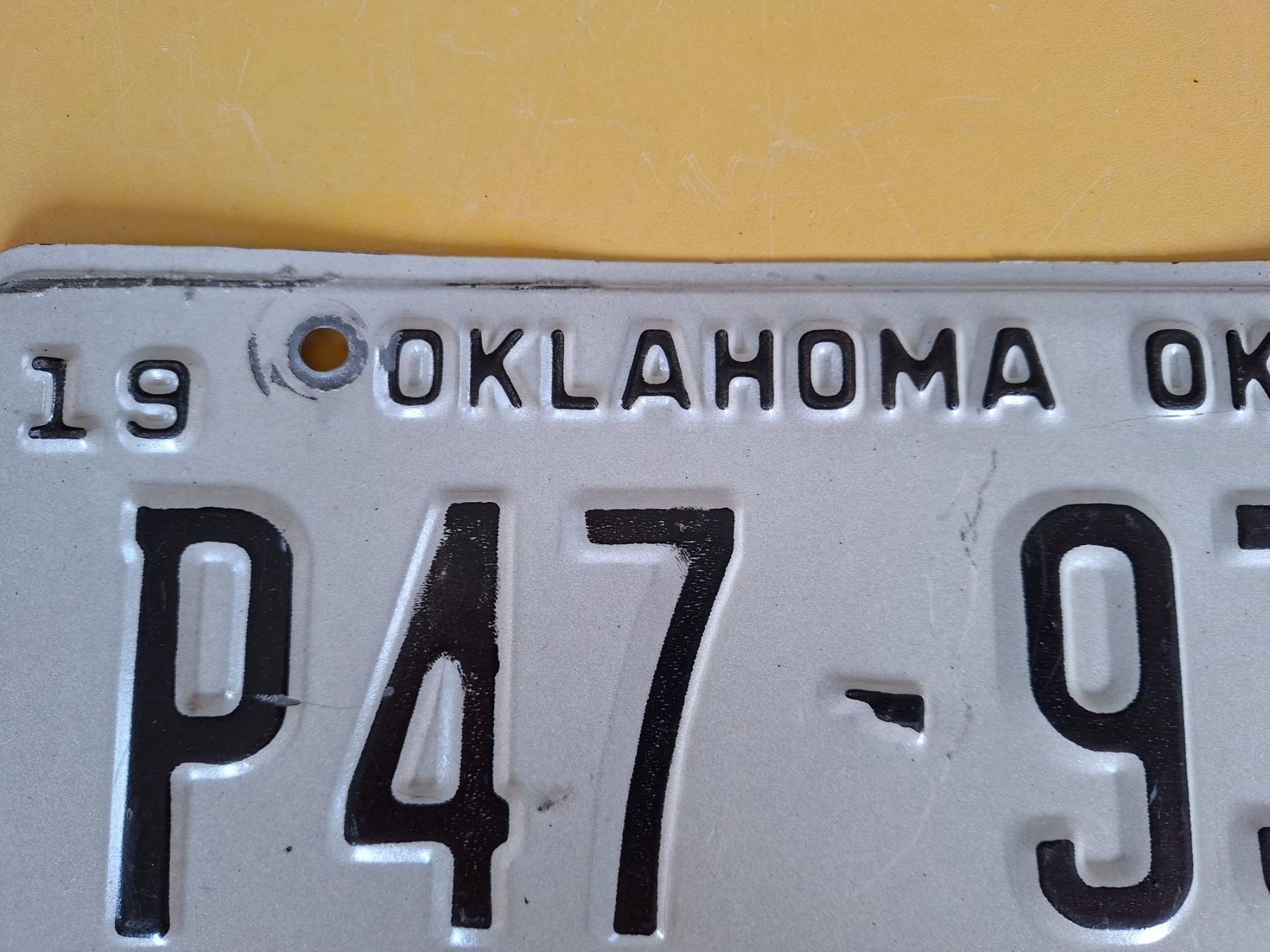 Insegne: Autoschild Oklahoma P47-930 Jg. 1990 Apportioned – Usato da Ehrendingen venduto da CHMEX 2