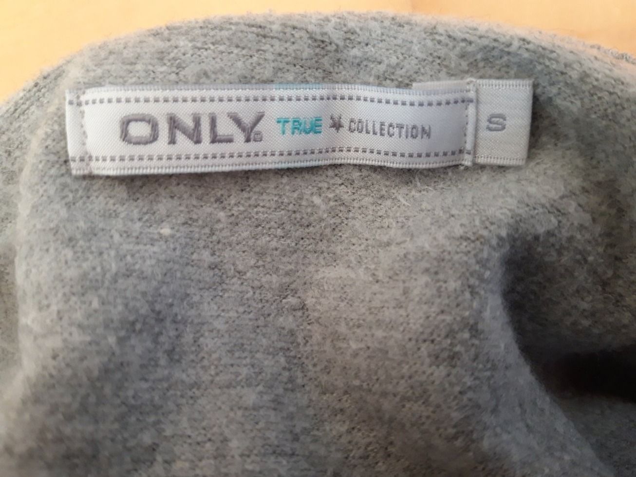 Maglioni & Felpe: Kapuzenpullover bauchfrei grau Grösse S – Nuovo (secondo la descrizione) da Liebefeld venduto da Fireball85 1