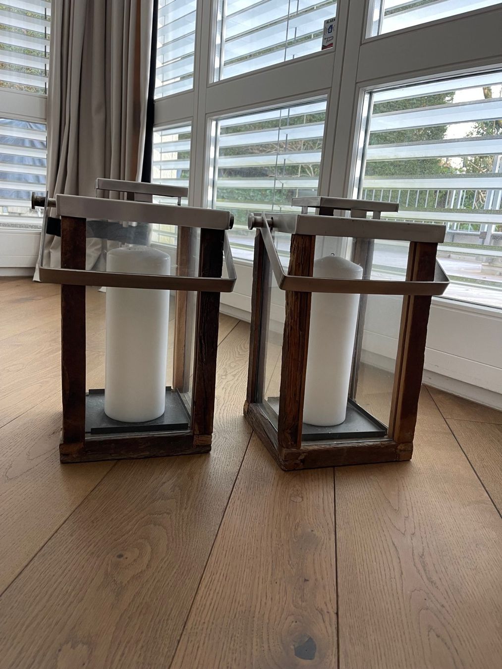 Lanterne: 2 Laternen aus Glas & Holz – Usato da Dornach venduto da cmuenger