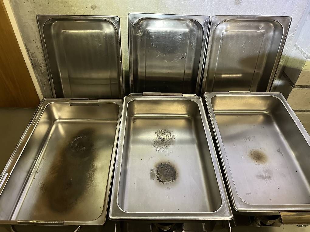 Elettrodomestici da cucina: 3x Chafing Dishes/Warmbehälter – Usato da Trübbach venduto da svengroove 1