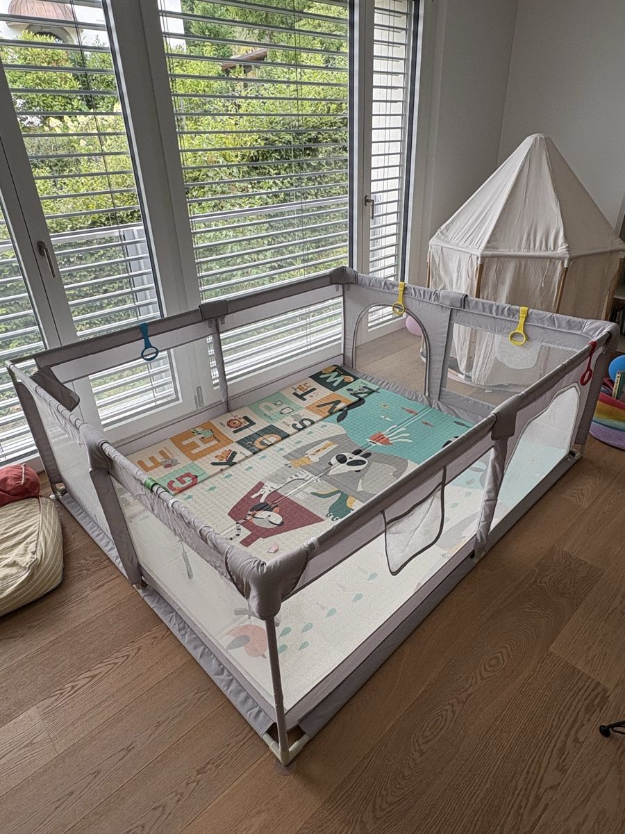 Box & Barriere di sicurezza: Play pen for baby 162x200 – Usato da St. Gallen venduto da ott_f827 9
