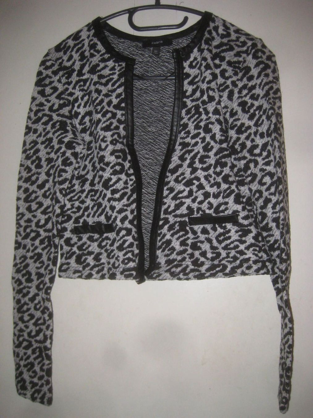 Zebra Vestes: DAMEN JÄCKCHEN – D'occasion à Uster par flocke1