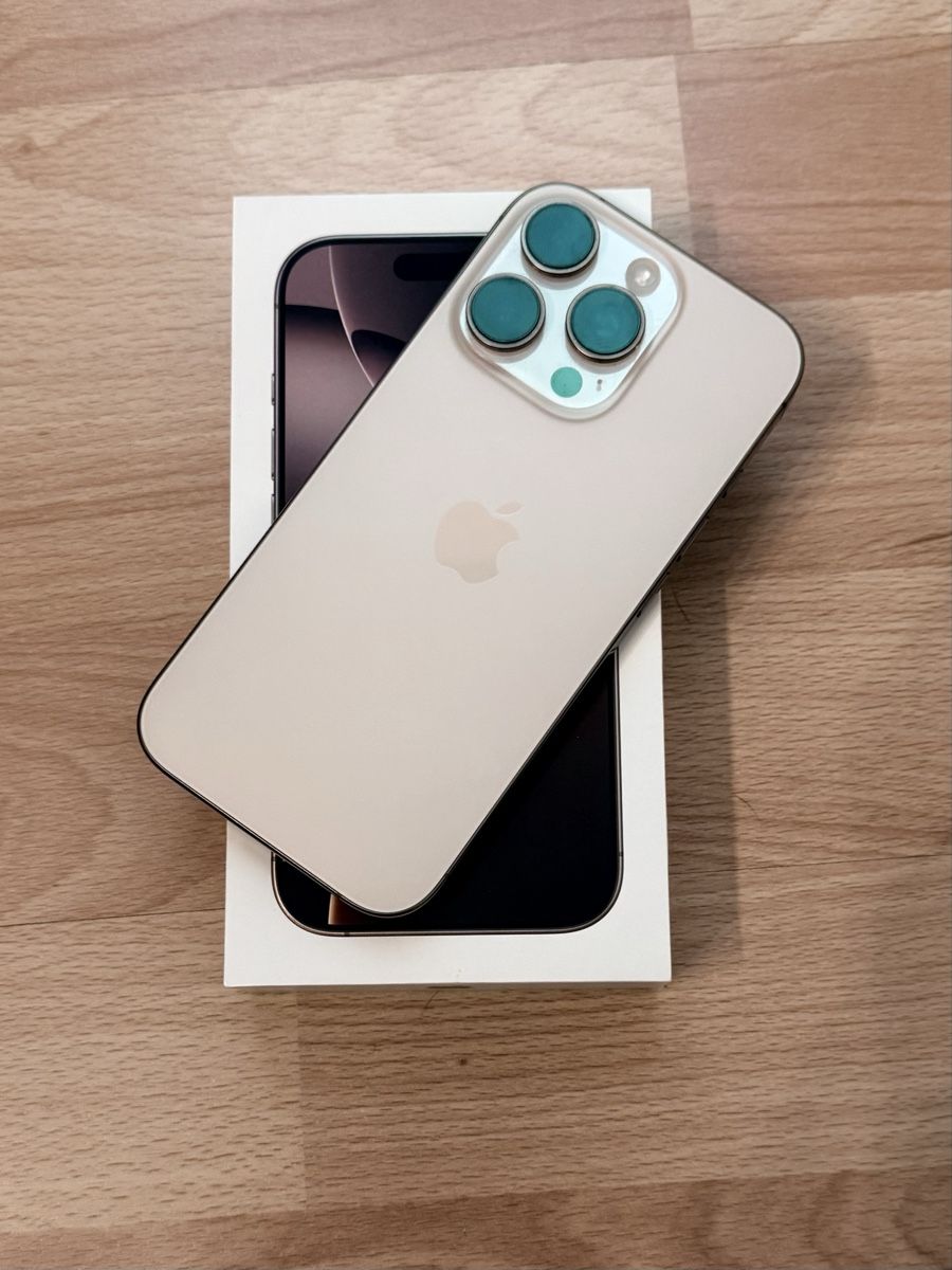 Apple Telefoni cellulari / Smartphones: Iphone 16 Pro 128GB Titane Desert – Usato da Egg b. Zürich venduto da Stence-76