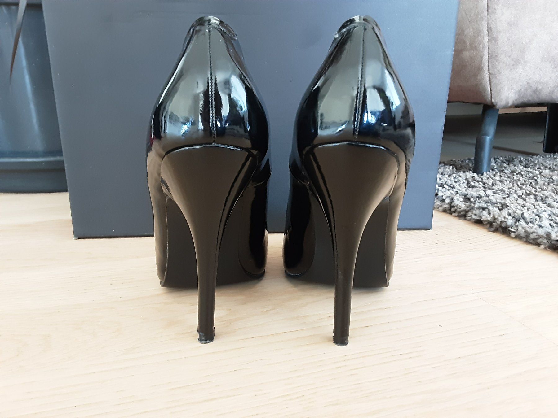 Scarpe da donna: Pumps Dresscode X schwarz Lackoptik 35.5 – Usato da Wagen venduto da sho_wsv2 2
