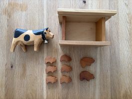 Holzstall mit Kuh & 8 Schweinchen Bauernhof Holzfiguren