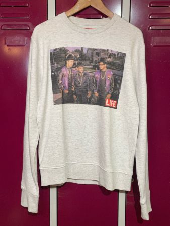 LIFE "RUN DMC" CREWNECK SWEATSHIRT SZ: M