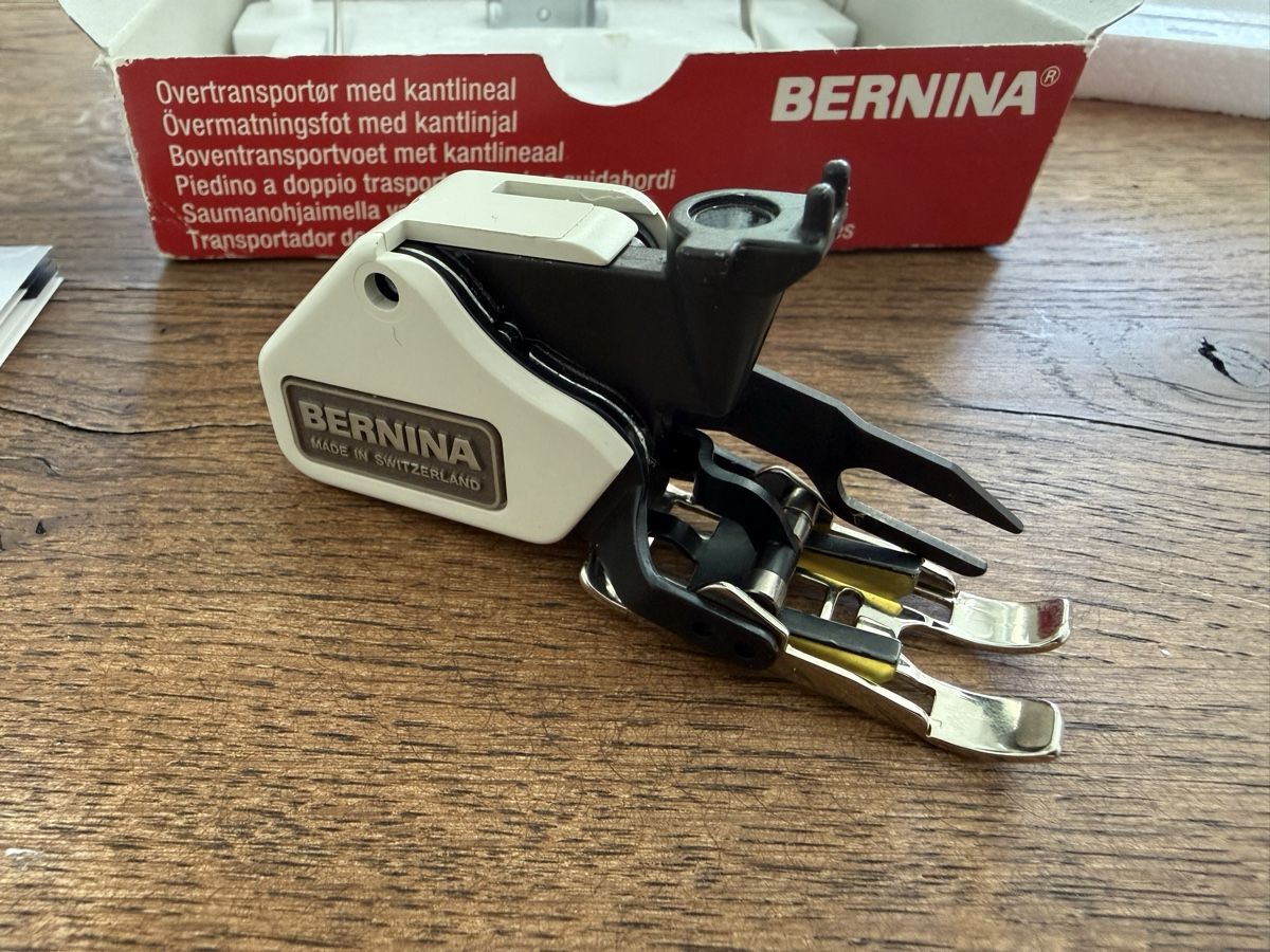 Bernina Macchine da cucire: Pied Transporteur BERNINA avec Guide-Bords – Usato da Kloten venduto da Mumiiin