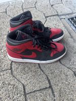     Air Jordan 1 Mid Rot/Schwarz – EU 41