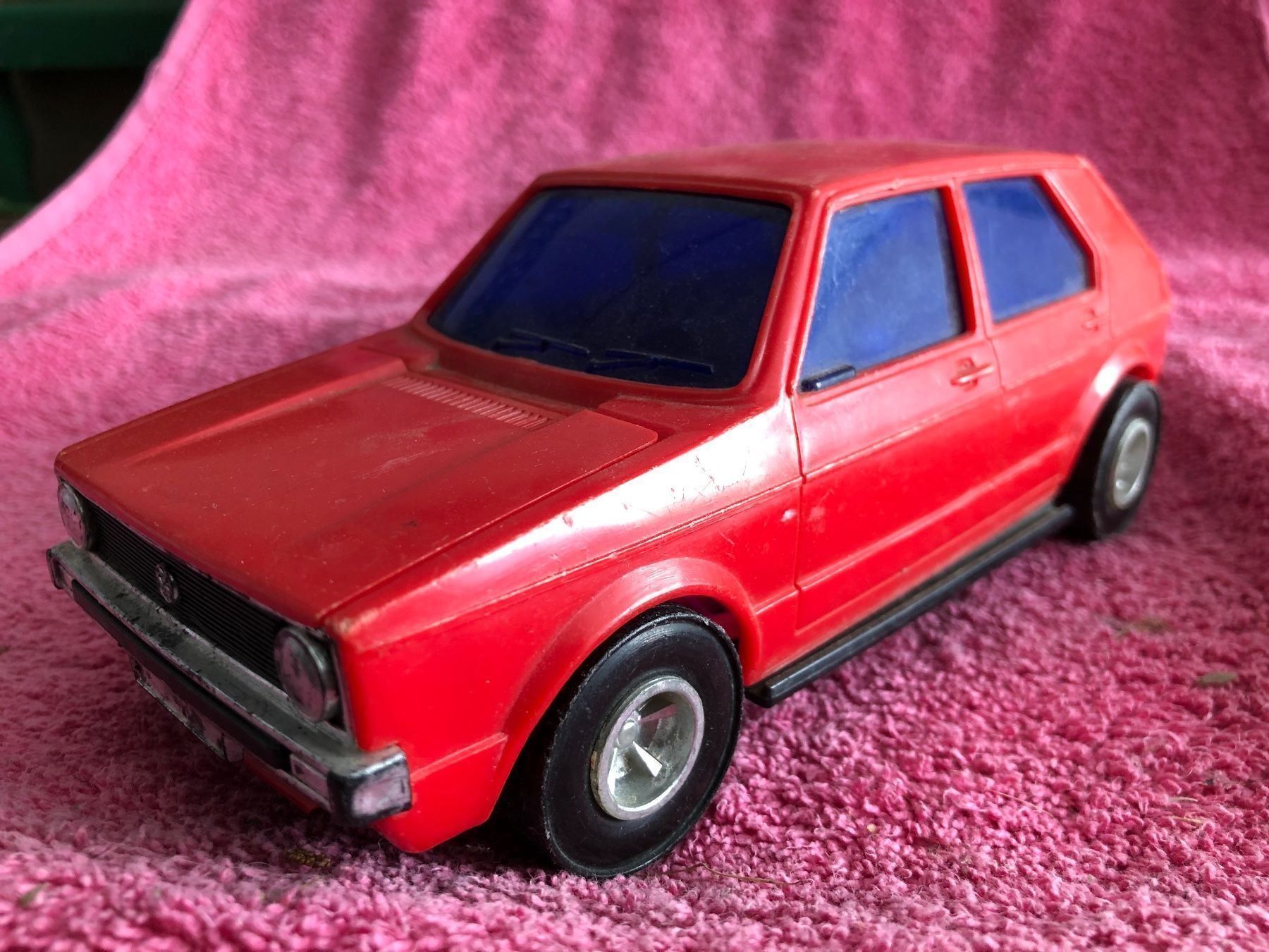 Modellautos: Vw golf 1 – Gebraucht aus Reinach AG von rares75