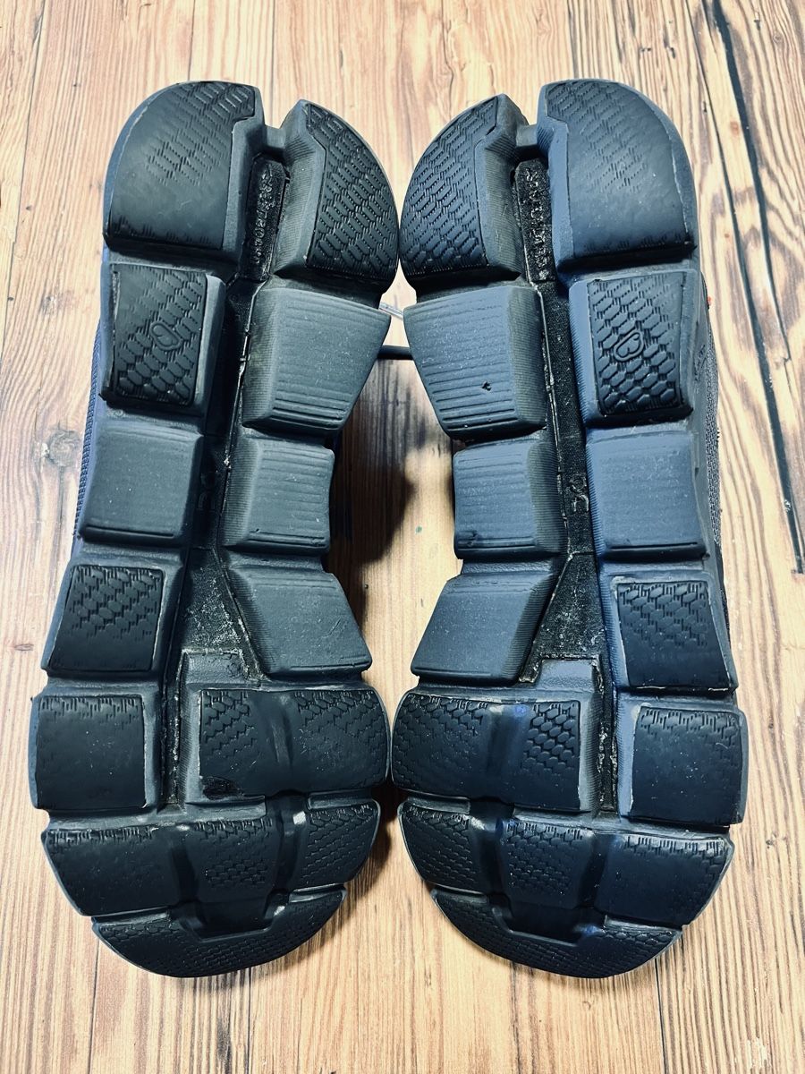 On Scarpe da uomo: On Cloud Herren Laufschuhe, Schwarz, Grösse 44.5 – Usato da Scuol venduto da ricos81 4
