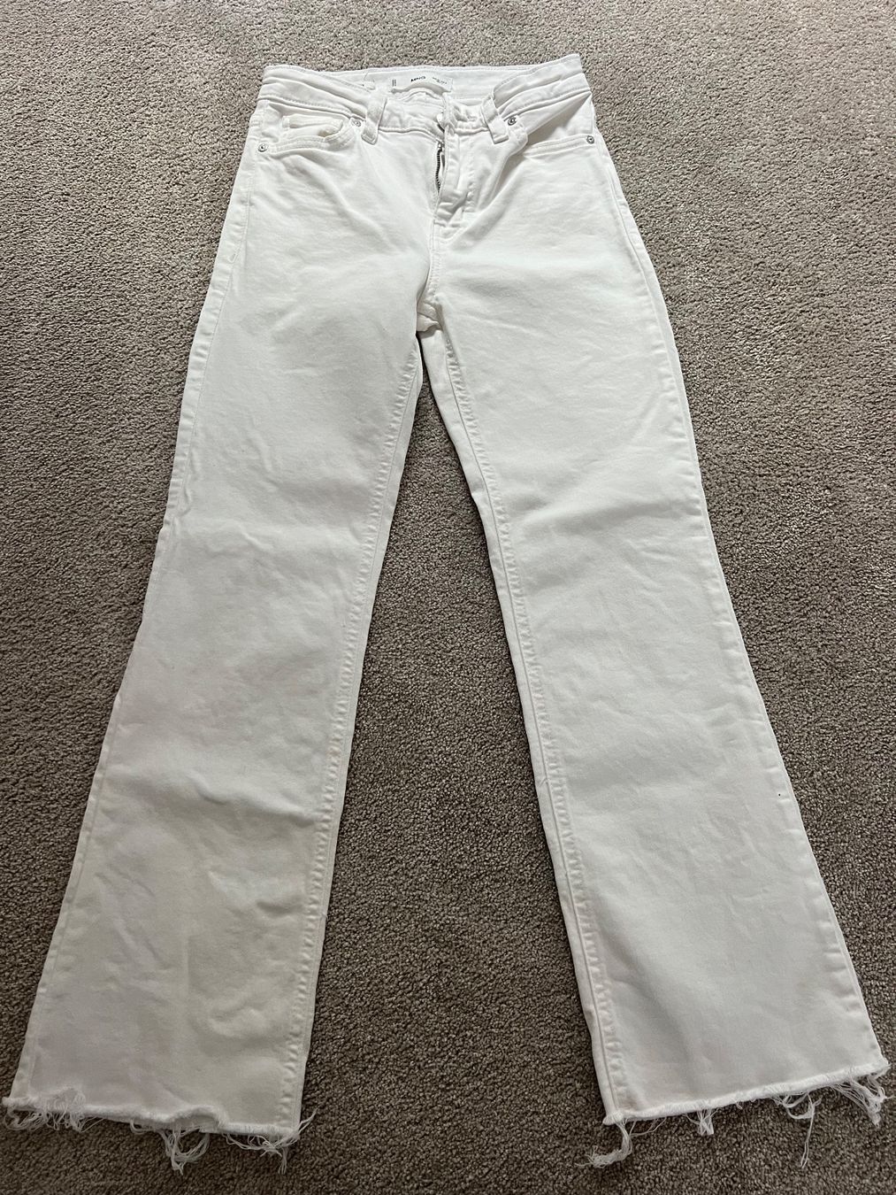 Mango Jeans: Mango Jeans – Usato da Tannay venduto da closet 1