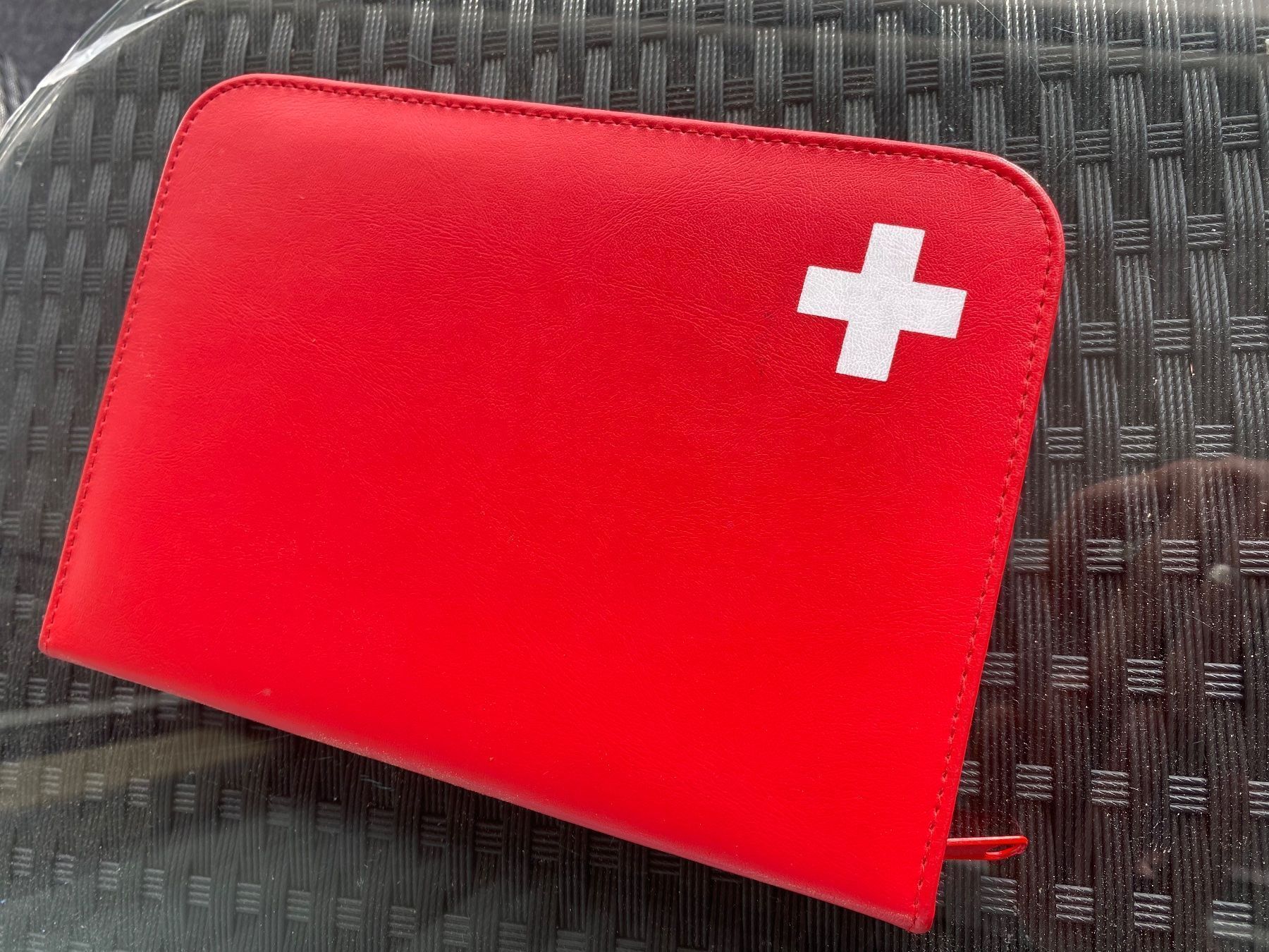Giochi: Jassetui Rot Kunstleder mit Inhalt – Usato da St.Gallen venduto da bubo2008 8
