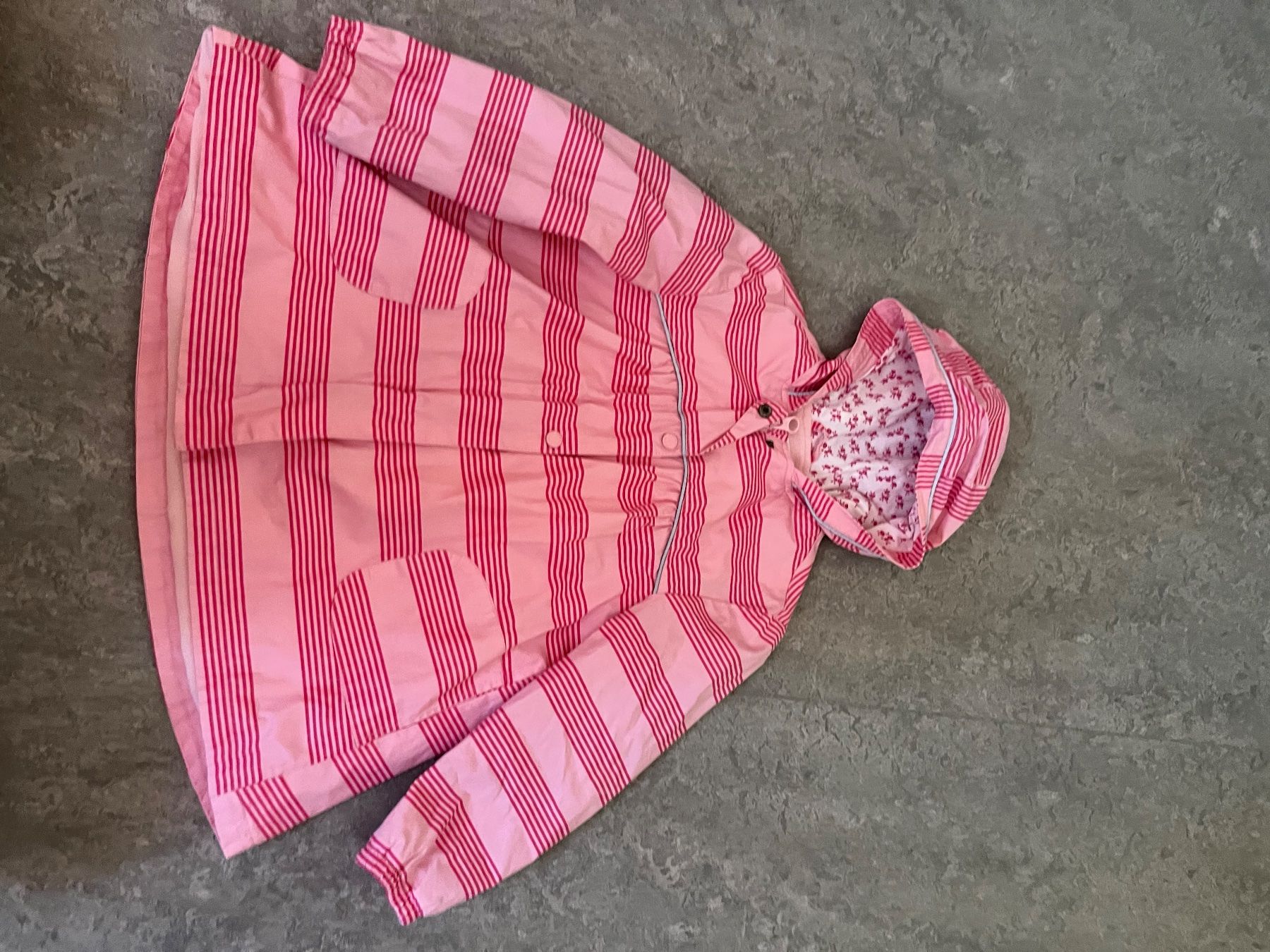 Jacken & Mäntel: Regenmantel für Mädchen – Gebraucht aus Zürich von Dita06