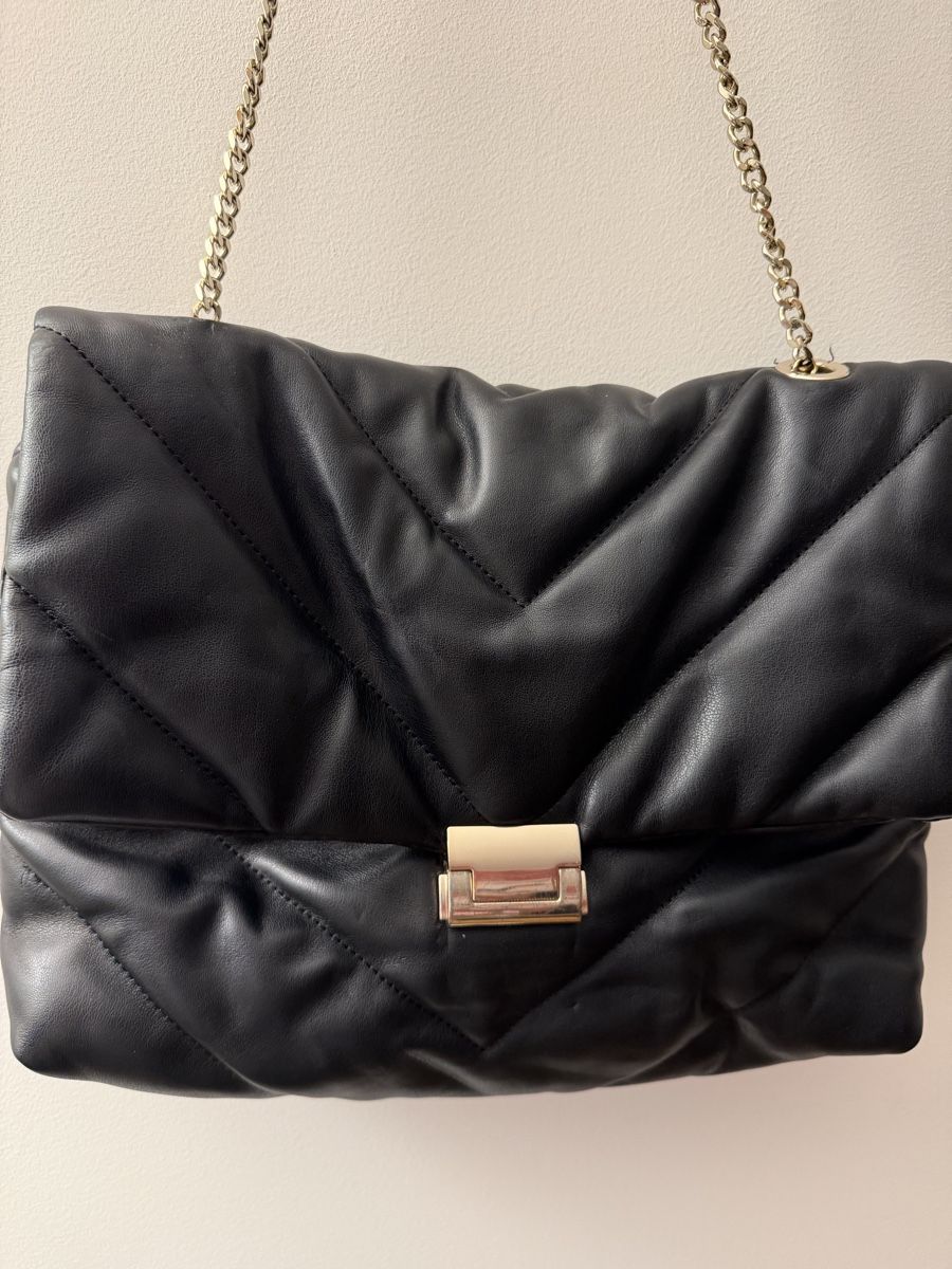 Zara Sacs femmes: Soft leather shoulder bag – D'occasion à Hausen AG par nik_9sg2 1