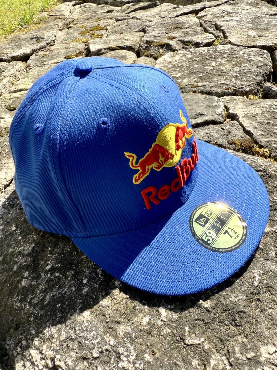 New Era Copricapi, berretti & cappellini: Red Bull New Era Athleten-Cap – Nuovo (secondo la descrizione) da Schattenhalb venduto da Oodaaq