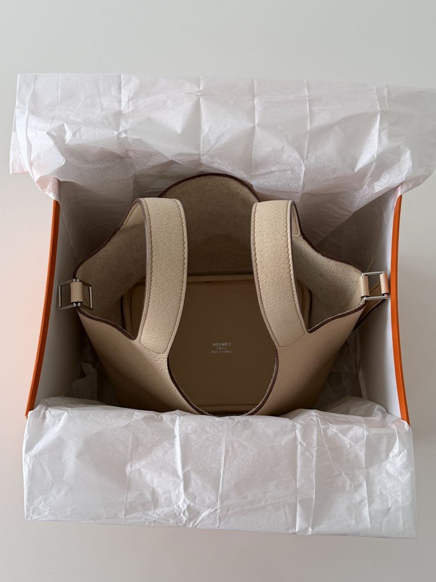 Hermès Borse da donna: Hermès Picotin 18  Nata Tasche  Full set – Nuovo (secondo la descrizione) da Schaffhausen venduto da Sotherbyss 1