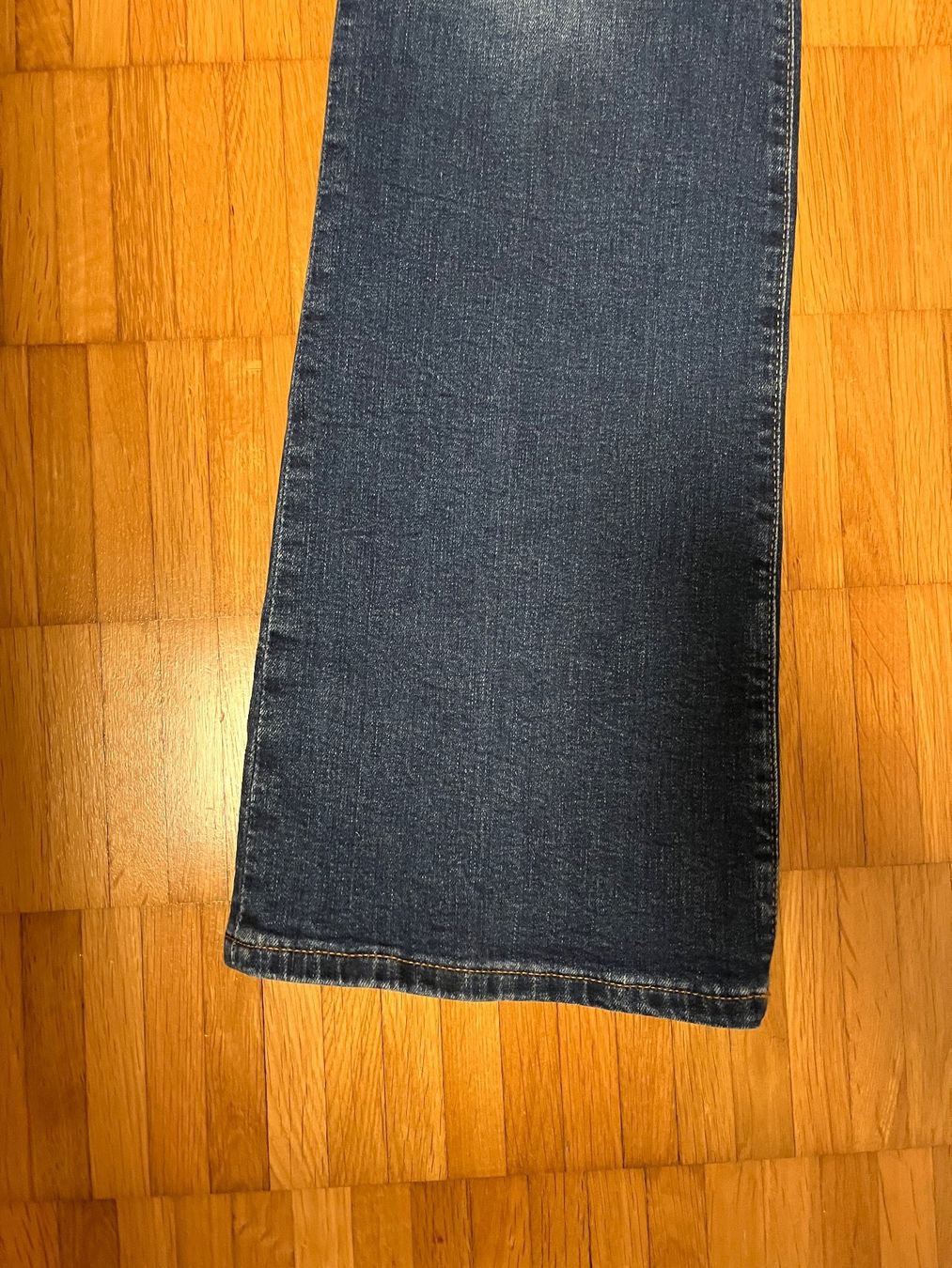Tommy Hilfiger Jeans: Tommy Hilfiger Jeans Damen 28/32 – Nuovo (secondo la descrizione) da Jona venduto da Good_luck_ 9