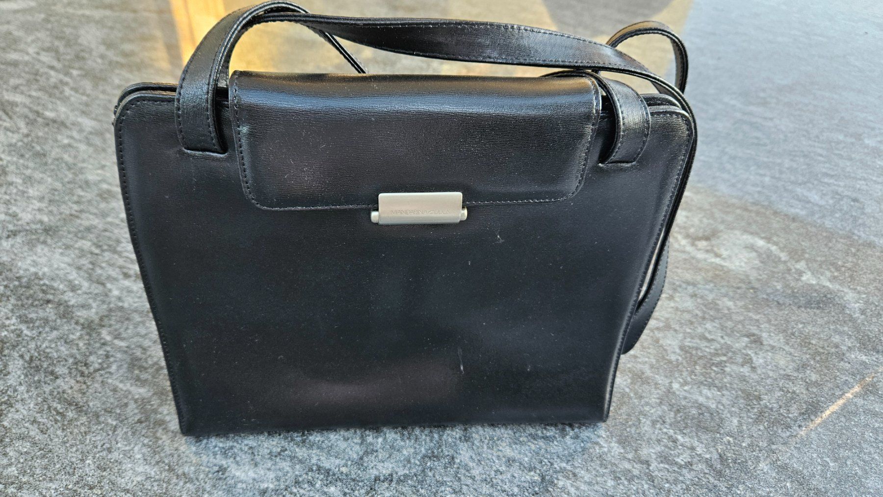 Mandarina Duck Borse da donna: Mandarina Duck Handtasche schwarz – Usato da Meyriez venduto da Zigzagzug 5