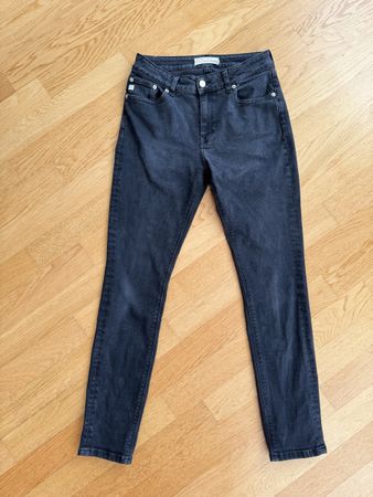 MUD JEANS Skinny Hazen Dave black - Gr.28/30