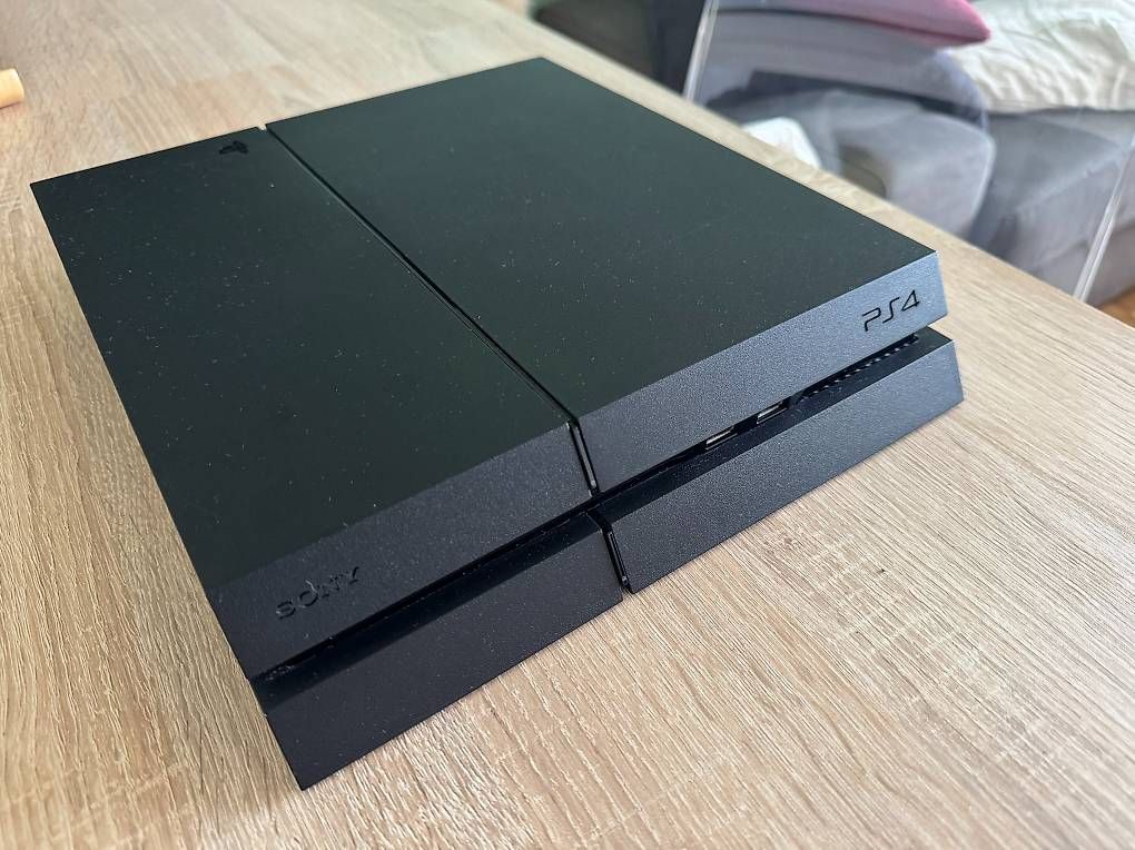 Konsolen: PlayStation 4 Ultimate Player Edition 1Tb – Gebraucht aus Pregassona von mma_ft9k 1
