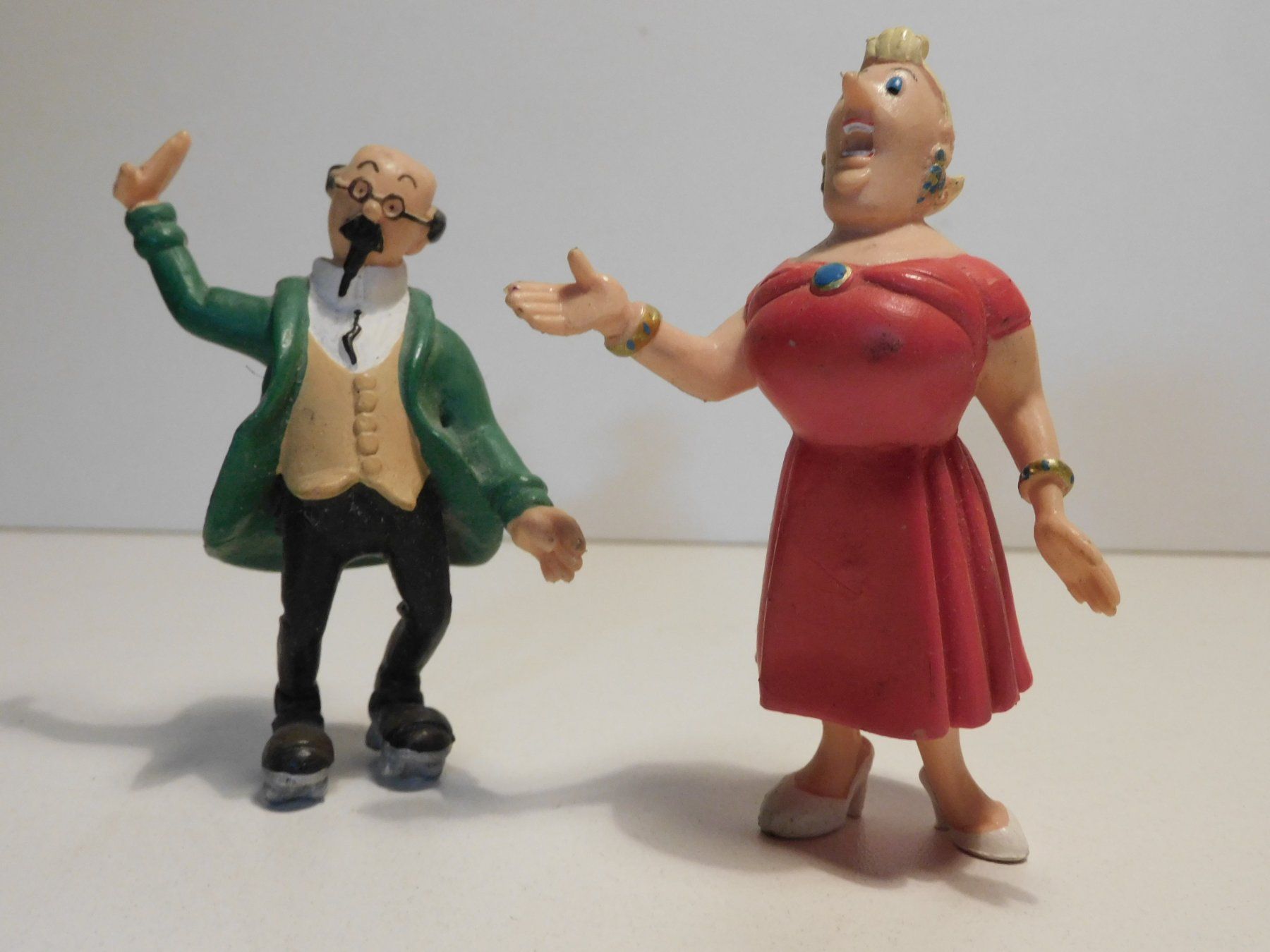 Statuette: Figuren Tim u Struppi - 2 gemarkte kl Plastik Figuren – Usato da Sursee venduto da 76