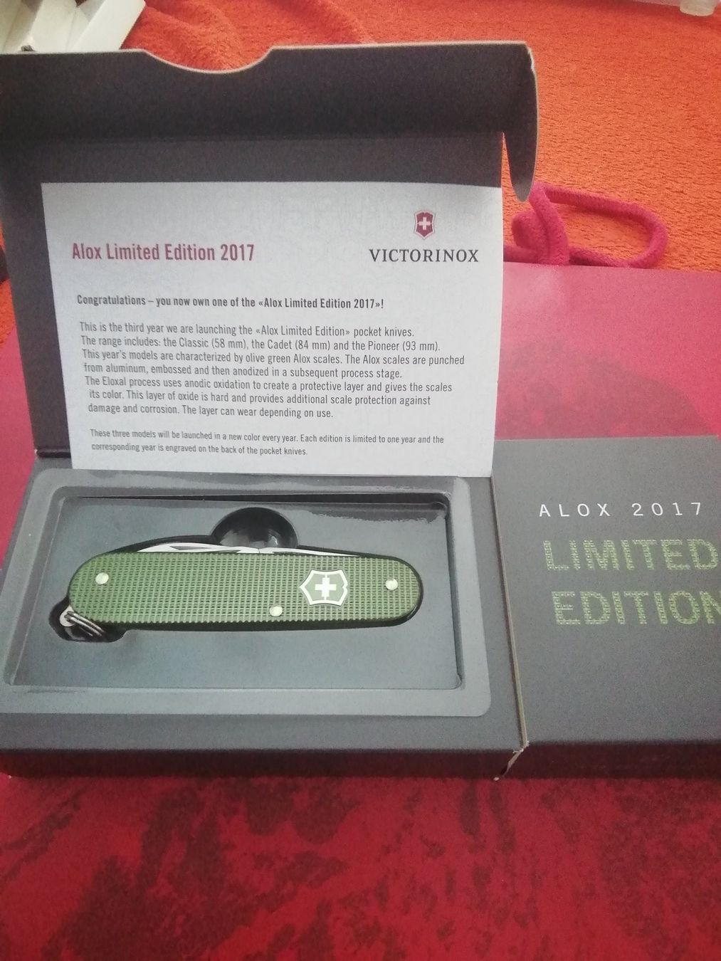 Victorinox Coltelli tascabile: Viktorinox alox Cadet 2017 – Nuovo e nell'imballaggio originale da Fahrweid venduto da Chroni55