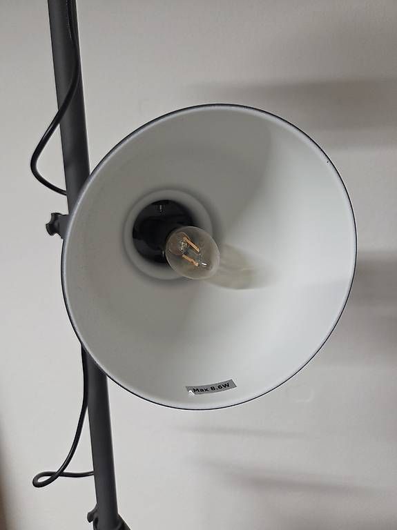 Ikea Lampade: Lampada da terra HEKTAR IKEA – Usato da Breganzona venduto da Skiley99 3