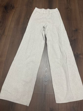 Hose Damen beige Grösse XS neuwertig
