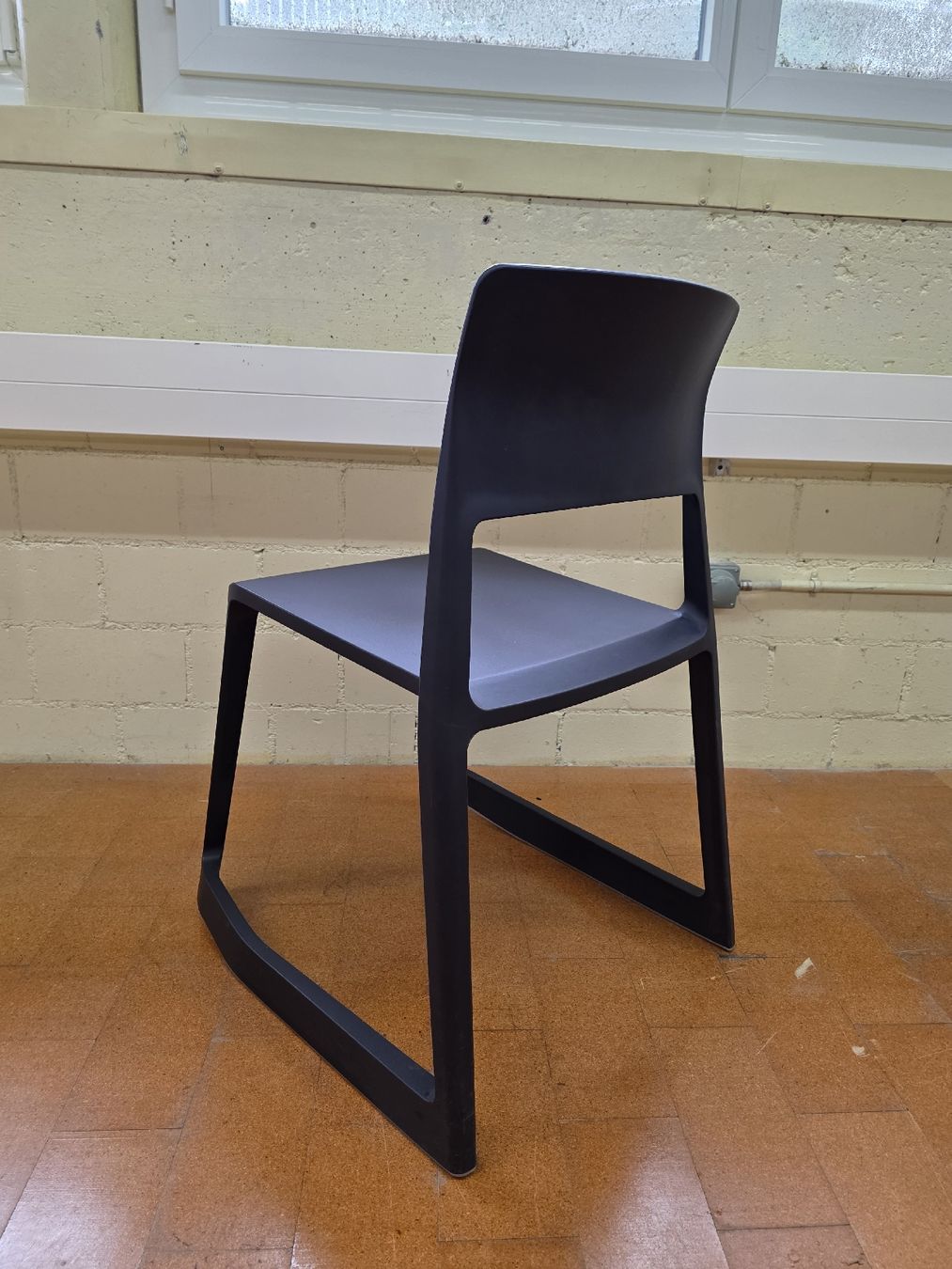 Vitra Sedie: Designer Stuhl Tip Ton von Vitra  – Usato da Lichtensteig venduto da UsedIN 3