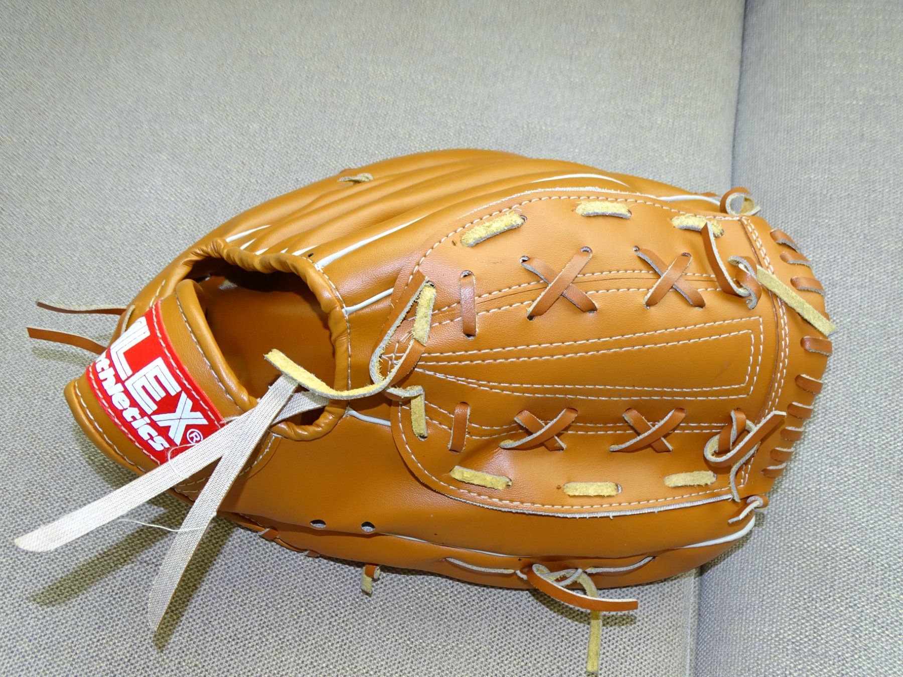 Gants & mitaines : Baseballhandschuh Leder Alex  Linke Hand – D'occasion à Hirzel par Musicman03 1
