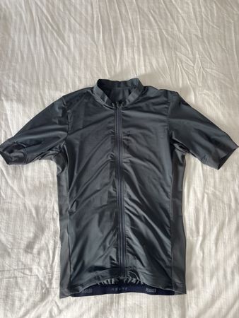 Pedaled cycling top