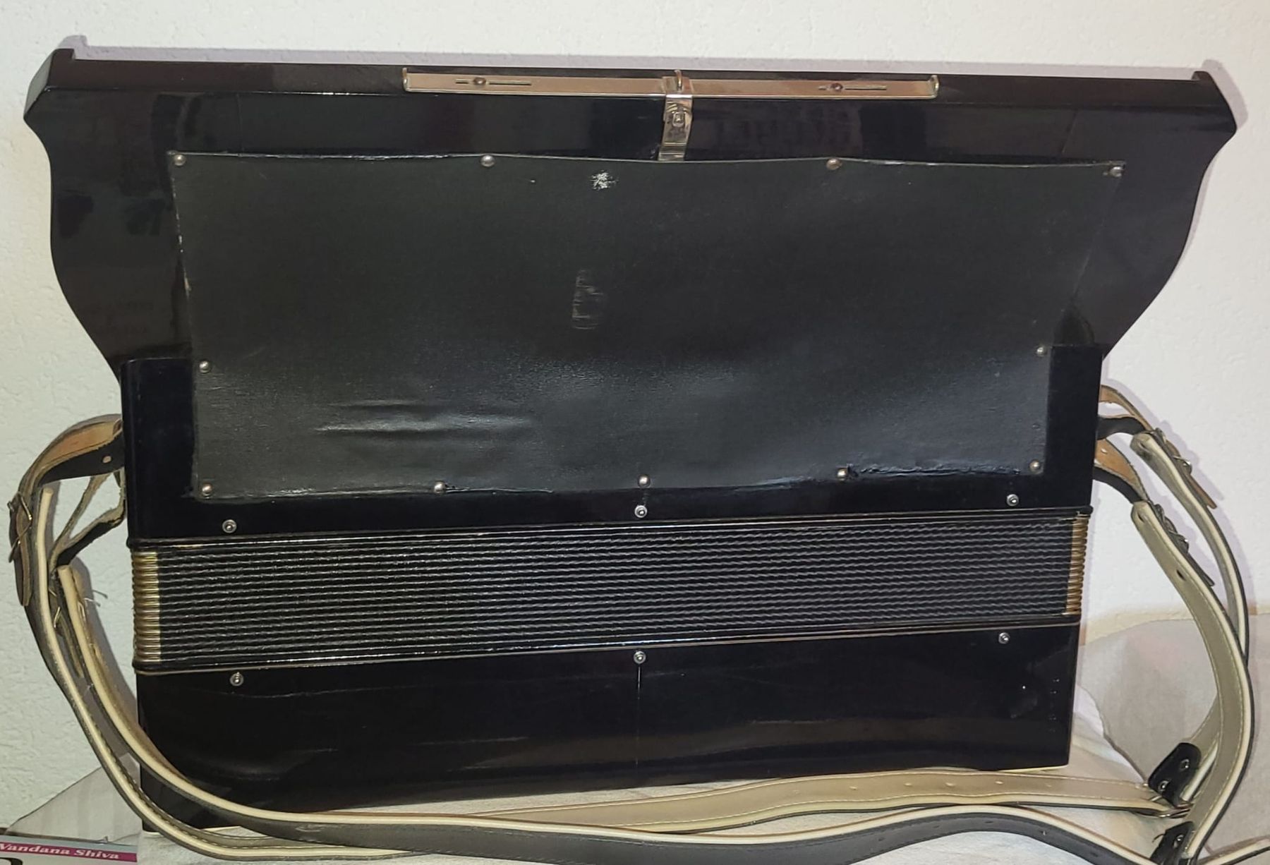 Strumenti musicali: Accordéon hohner ancien révisé – Usato da Penthalaz venduto da EvandroLuz 3